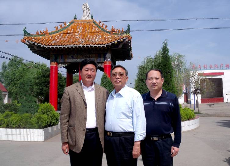 在新窗口中打开